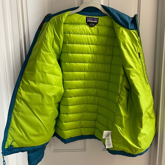 NWOT Men’s Patagonia down jacket size L dark turquoise - Picture 4 of 8